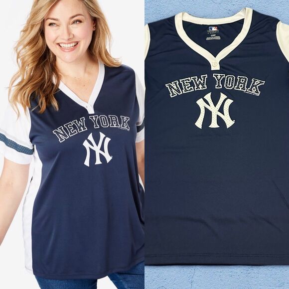 Tops - NY Yankees Genuine Merchandise Navy and White MLB Logo Tee L